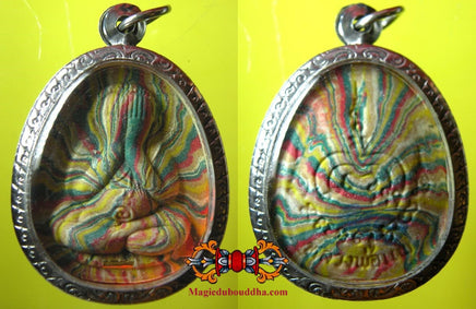 Amulettes protectrice multicolores du Bouddha Phra Pidta - Wat Pikul Thong (Temple du Très Vénérable LP Pae). La Magie du Bouddha.
