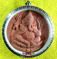 Grande amulette Phra Pikanet - Vénérable Phra Ajarn Tew. La Magie du Bouddha.