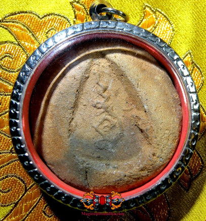 Grande amulette de Phra Pikanet (Ganesh) en terre cuite. La Magie du Bouddha.