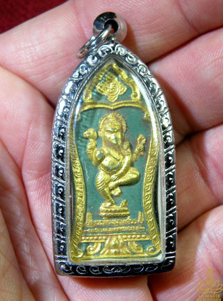 Amulette Phra Pikanet vert et or – Vénérable Luang Phor Samyot. La Magie du Bouddha.