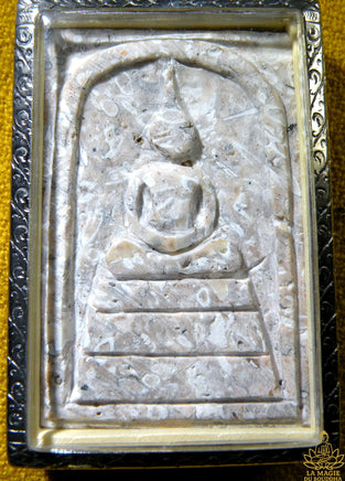 Grande amulette Phra Somdej en pierre sacrée Hin Dta Manghön. La Magie du Bouddha.