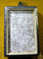 Grande amulette Phra Somdej en pierre sacrée Hin Dta Manghön. La Magie du Bouddha.
