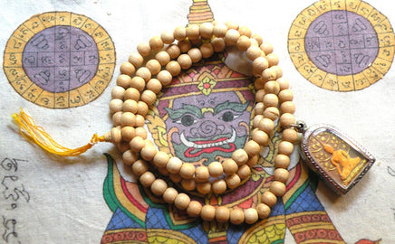 Chapelet et amulette du Bouddha Luang Phor Samrit - Wat Taling Chan. La Magie du Bouddha.