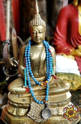 Chapelet tibétain mala pour la pratique du Bouddha de médecine Sangye Menla. La Magie du Bouddha.