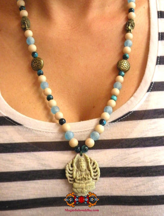 Collier chinois de la protectrice Guan Yin. La Magie du Bouddha.