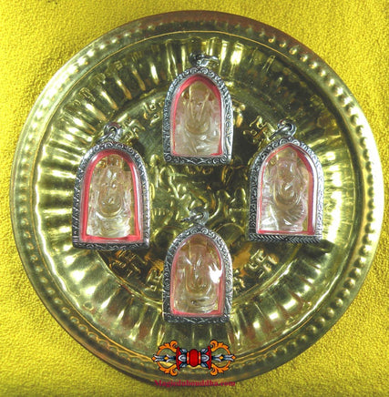 Amulettes népalaises en cristal du dieu éléphant Ganesh. La Magie du Bouddha.