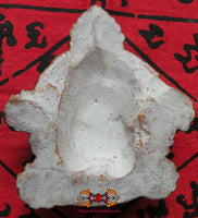 Masque de la déesse Kali. La Magie du Bouddha.