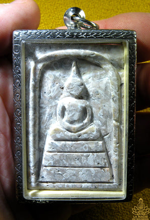 Grande amulette Phra Somdej en pierre sacrée Hin Dta Manghön. La Magie du Bouddha.