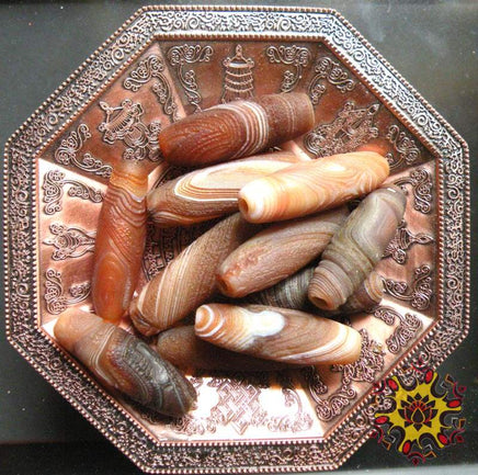 Perles sacrées Dzi en pierre sacrée du Mont Kailash. La Magie du Bouddha.