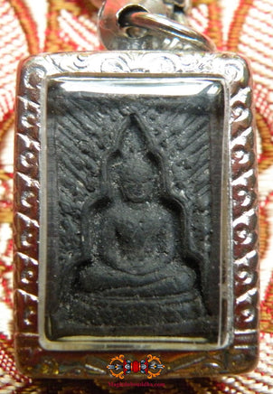 Collier sacré du Très Vénérable Phra Kruba Neuarchai Kosito. La Magie du Bouddha.
