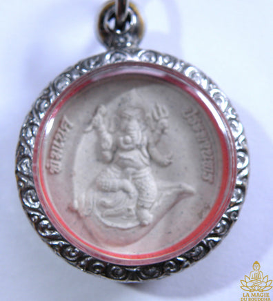 Petite amulette blanche Phra Pikanet Phratan Pön - Wat Saman Ratanaram. La Magie du Bouddha.