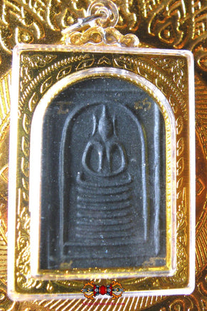 Rare amulette Phra Somdej à sept niveaux - Très Vénérable LP Djua Piyasilo. La Magie du Bouddha.