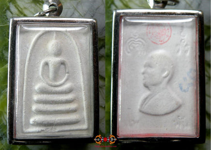 Amulette Phra Somdej blanche - Très Vénérable LP Pae. La Magie du Bouddha.