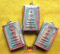 Grandes amulettes Phra Somdej multicolores anciennes. La Magie du Bouddha.