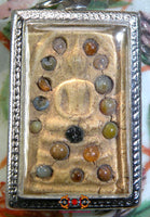 Précieuses amulettes Phra Somdej (avec reliques sarira) - Wat Pichaya Yatikharam. La Magie du Bouddha.