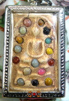 Précieuses amulettes Phra Somdej (avec reliques sarira) - Wat Pichaya Yatikharam. La Magie du Bouddha.