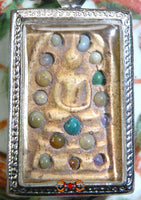 Précieuses amulettes Phra Somdej (avec reliques sarira) - Wat Pichaya Yatikharam. La Magie du Bouddha.