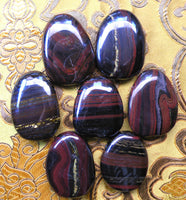 Galet-Pendentif Œil de Tigre – Bénédiction du Vénérable Lersi Tafai. La Magie du Bouddha.