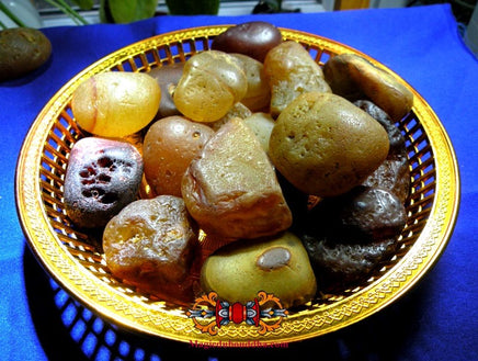 Pierres magiques des Nâgas Hin Patawee Kong Kathat. La Magie du Bouddha.