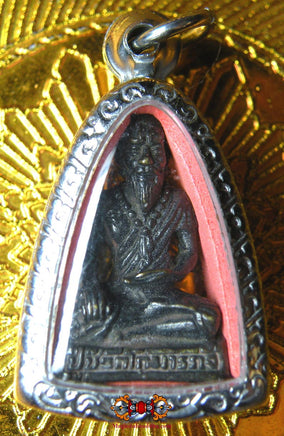 Amulettes alchimiques du Roi des guérisseurs Po Shiwok. La Magie du Bouddha.