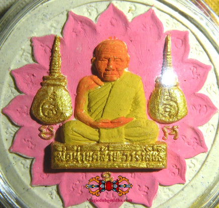 Grande amulette du Très Vénérable Po Than Klai Wajasit - Wat Suan Khan. La Magie du Bouddha.