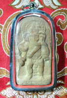 Amulette Népalaise du dieu éléphant Ganesh debout - tablette votive en terre cuite. La Magie du Bouddha.