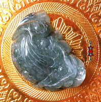 Talismans Chinois de fortune grenouille à trois pattes en jade de Birmanie. La Magie du Bouddha.