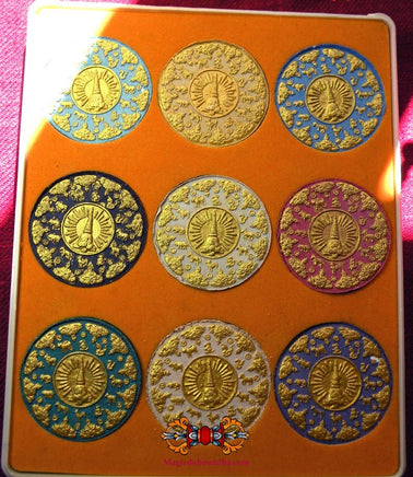 Collection de neuf grandes amulettes Jatukham Rammathep. La Magie du Bouddha.