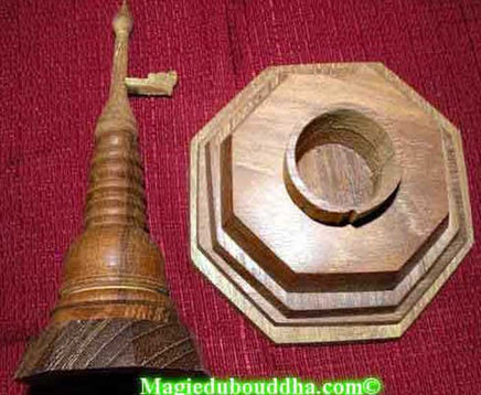 Stupa en bois vendor-unknown