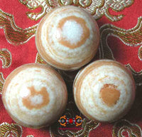 Boule de pierre sacrée "oeil magique" Tah Suhan. magiedubouddha
