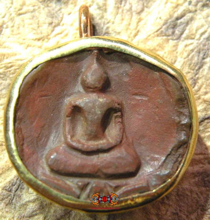 Amulettes Phra Somdej rondes en pierre-relique Hin Phratat. magiedubouddha
