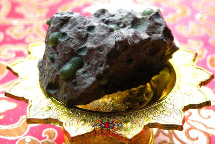 Pierres reliques Thai Hin Phratat Kiew. La Magie du Bouddha.