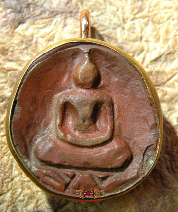 Amulettes Phra Somdej rondes en pierre-relique Hin Phratat. magiedubouddha