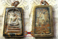 Amulette Phra Somdej sculptée en pierre-relique Hin Phratat. magiedubouddha
