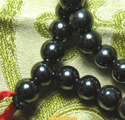 Chapelet Bouddhiste Tibétain en magnétite (aimant). La Magie du Bouddha.