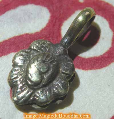 Pince compteur de mantra pour mala - Modèle "Trois joyaux". magiedubouddha