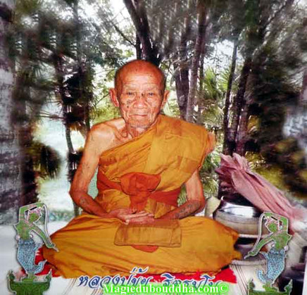 Chemise magique de guerrier Seuar Yant par le Très Vénérable LP Kui. La Magie du Bouddha.