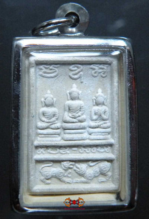 Amulette aux 3 Bouddha / Bouddha debout - Très Vénérable LP Djoy. magiedubouddha