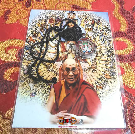 Pendentif protecteur Tibétain de Chenrezi (avec Mani Rilbu) - Sa Sainteté le Dalai-Lama. La Magie du Bouddha.