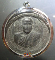 Grande amulette Roop Lor du Très Vénérable LP Thong Gleung. magiedubouddha
