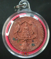 Amulette rouge de Shiva monté sur un Garuda. magiedubouddha