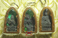 Amulettes tibétaines. 