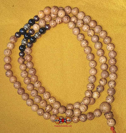Chapelet Tibétain en graines Indian Bodhi (avec perles en cuivre, laiton et magnétite)- "graines du Bouddha" magiedubouddha