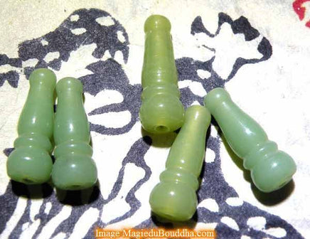 Bille de tête pour mala Tibétain en verre couleur jade. magiedubouddha