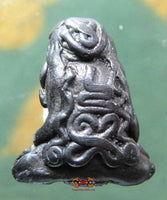 Amulette alchimique Phra Pidta / Phra Pikanet. La Magie du Bouddha.