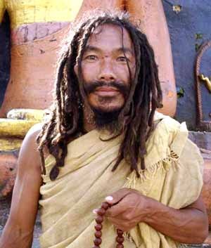 Pilule sacrée Tibétaine Sangye Menla Rilbu - Le Vénérable Yogi Pemba Dorje. La Magie du Bouddha.