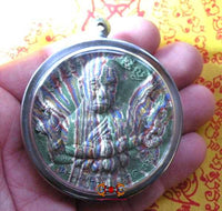 Grande amulette multicolore de Phra Pikanet - Très Vénérable LP Jom Nakséno. La Magie du Bouddha.