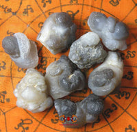 Pierres sacrées reliques Thaï Hin Phratat. La Magie du Bouddha.