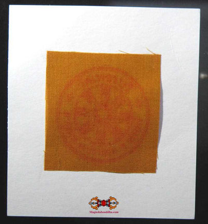 Carte photo bénie et relique - Très Vénérable LP Hong Promapanyo. magiedubouddha