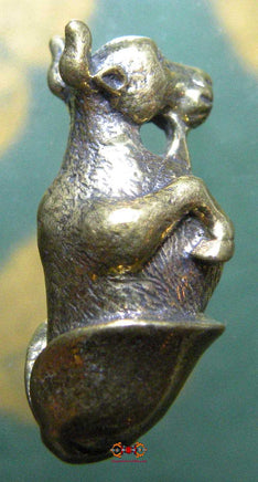 Amulettes Thai Phalliques Palat Kick animaux du zodiaque Chinois - Vénérable LP Sawae. La Magie du Bouddha.